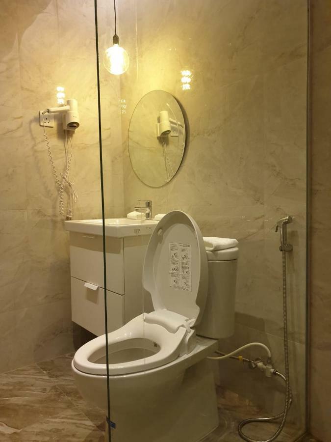 Batam Danka@Taman Golf Residence מראה חיצוני תמונה
